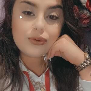 Meet your Posher, Sylvia